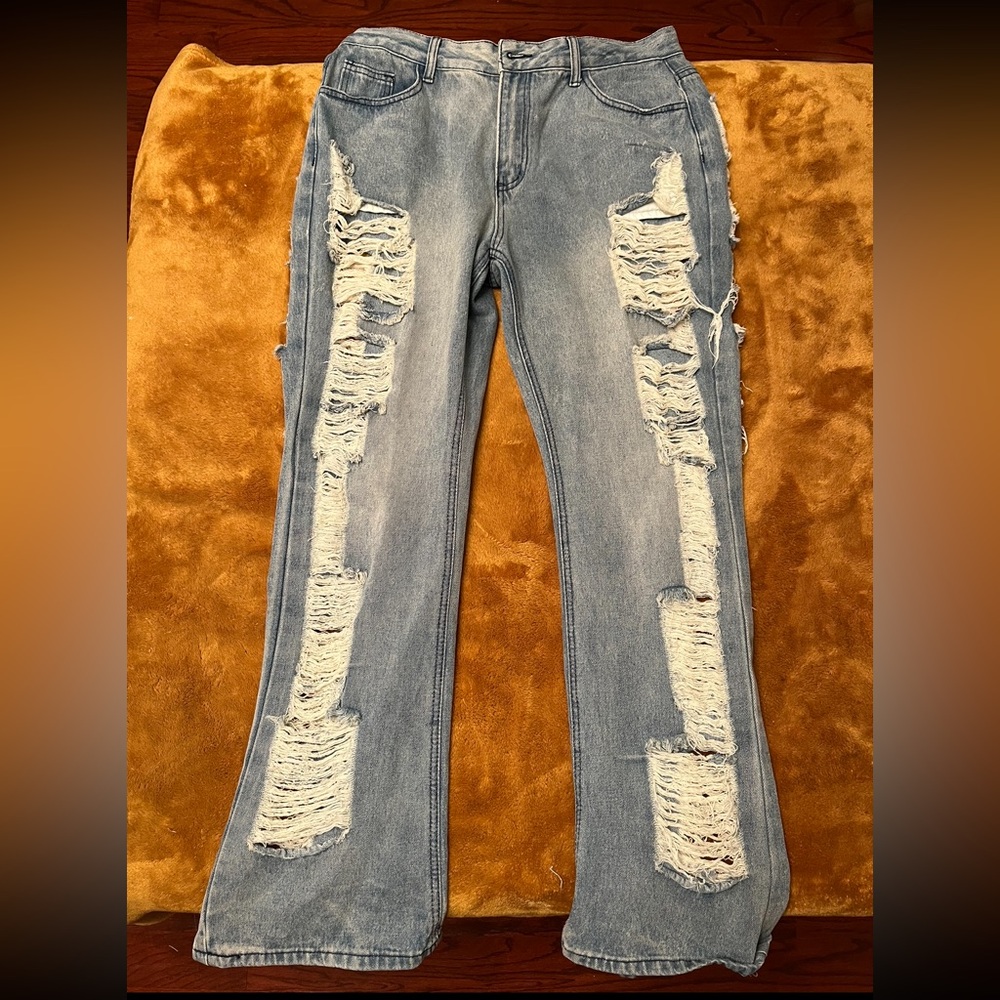 SHEIN Distressed Light Women’s Jeans